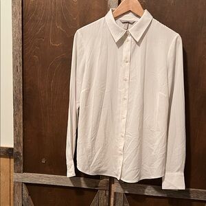 H&M Classic off White Button Down Shirt